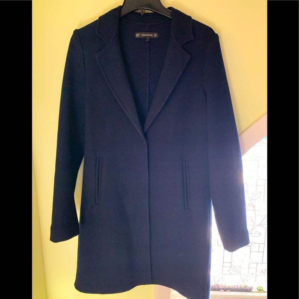Zara wool blend coat in great condition.